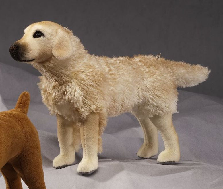 Life size golden retriever stuffed animal deals