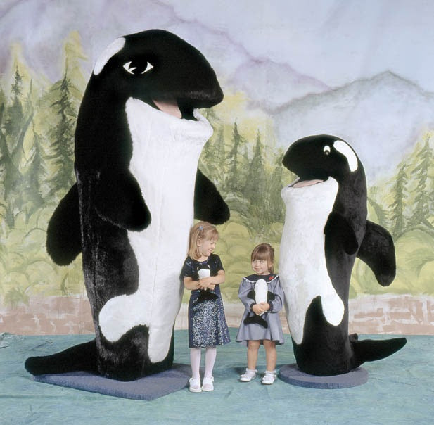 Shamu stuffed outlet animal